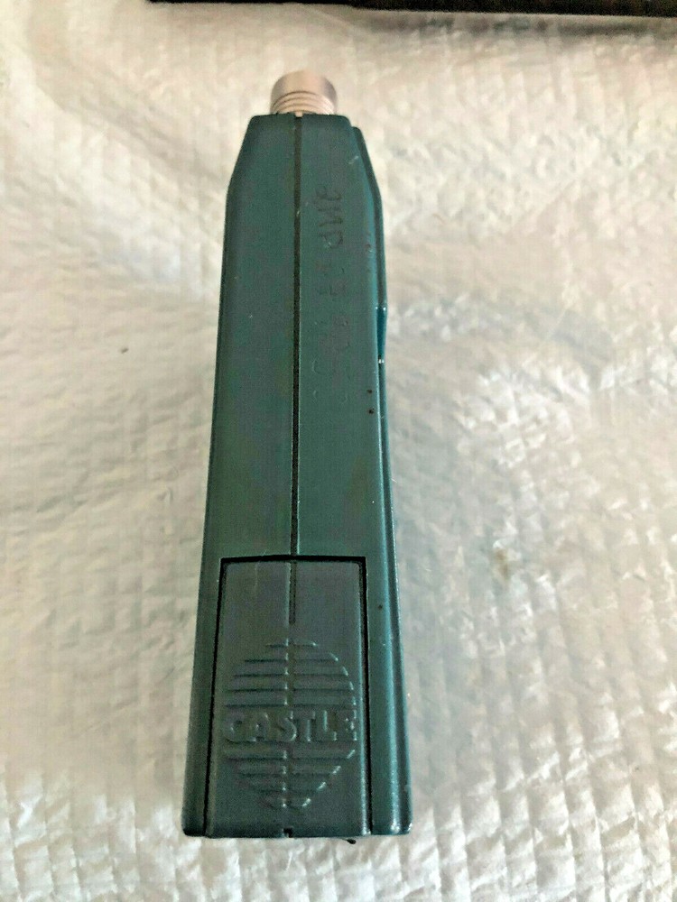 Used Castle Pocket Vibration Meter GA2002 - with marks from use. Read condition