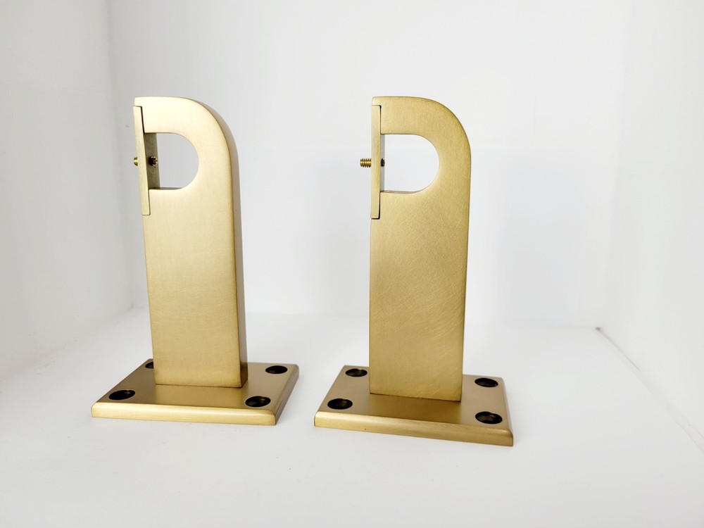 Restoration Hardware Bayonne Solid Brass End Brackets Small LBB Open Box