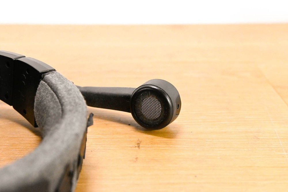 Clear-Com CC-400 Double-Ear Intercom Headset with Dynamic Microphone CG01U7E