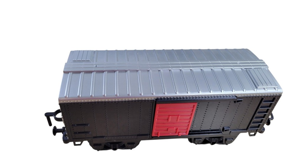 FAO Schwarz Motorized Train Set - Replacement Boxcar