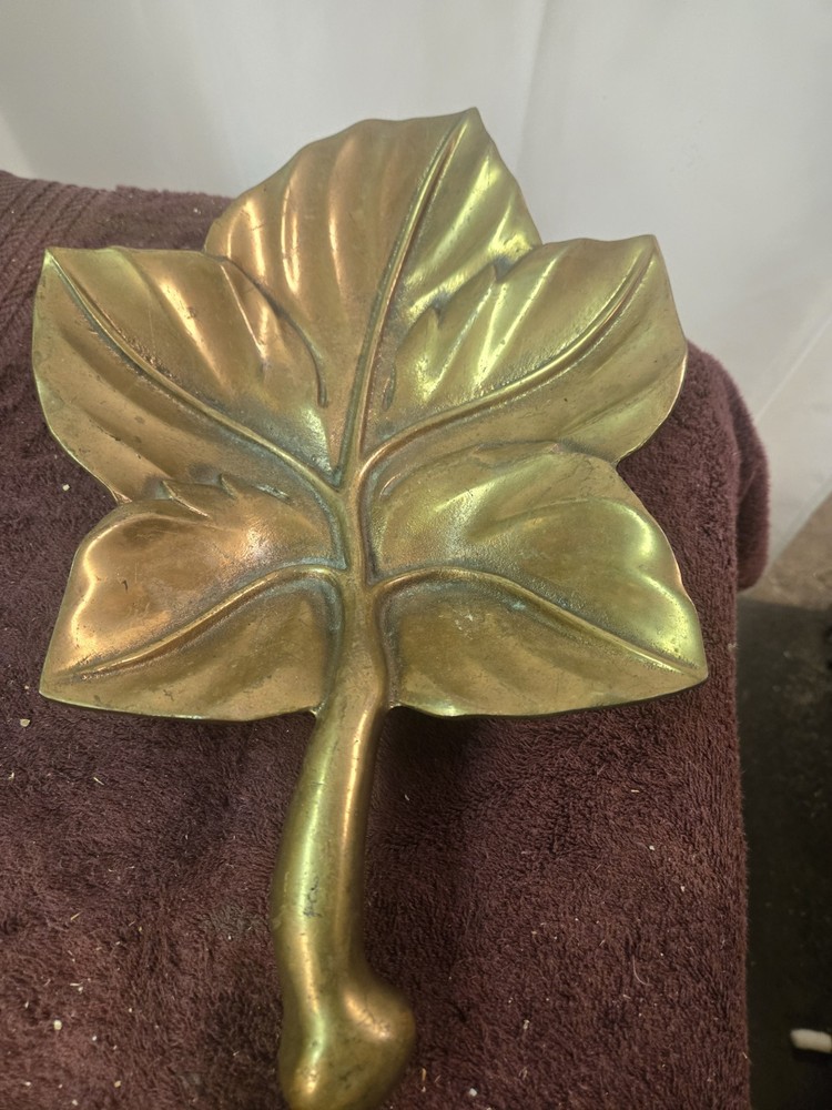 Vintage Bronze Decorative Leaf