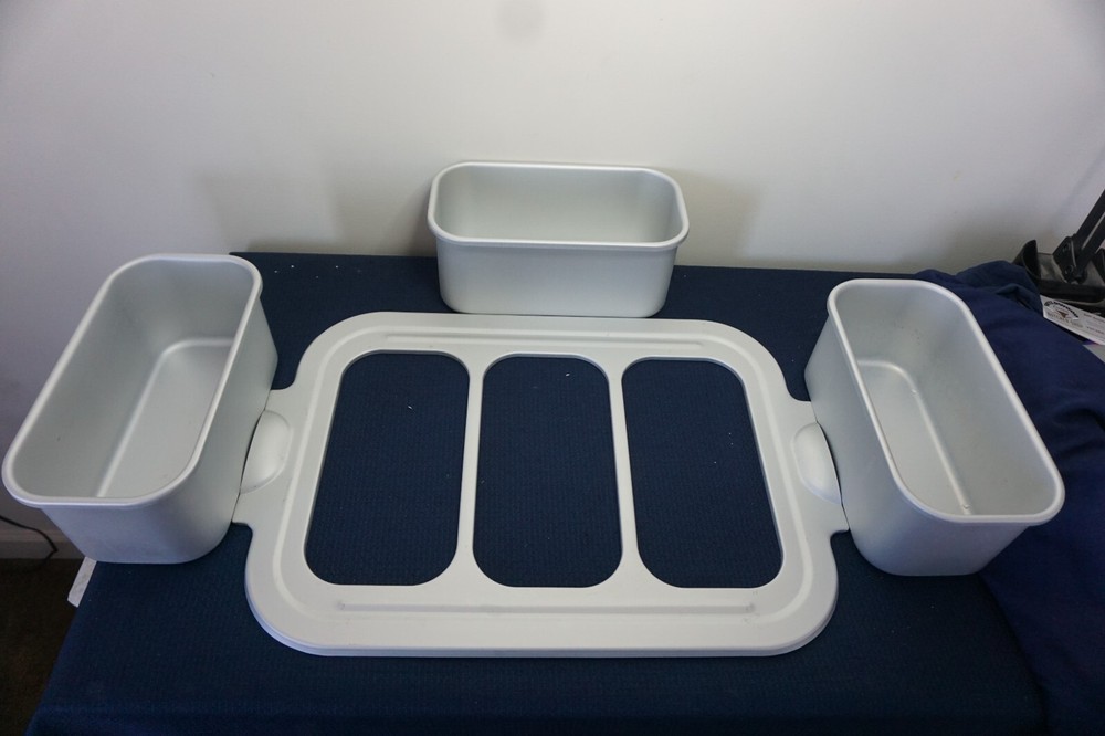 Toastmaster Buffet Server Insert; Fits Toastmaster TRST18 roaster Oven; Silver