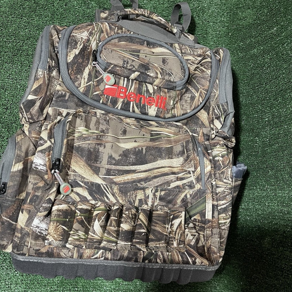 Benelli Ducker Backpack Blind Bag Bottomland Camo 94035