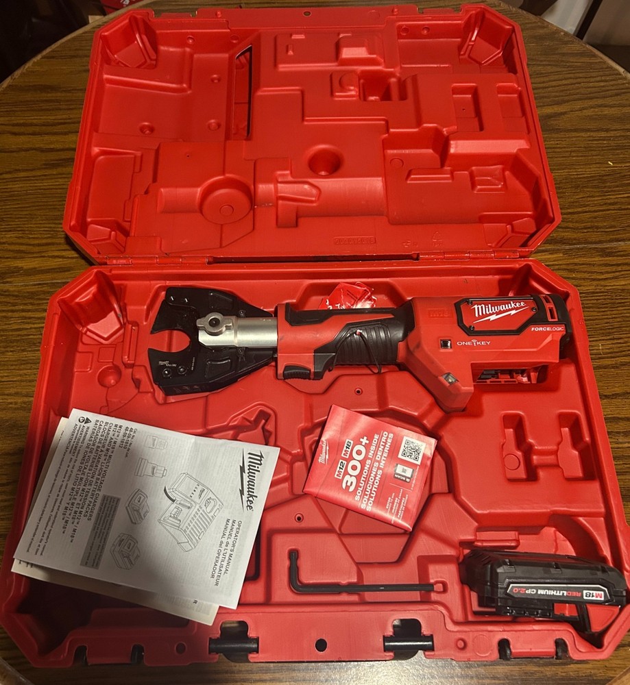 Milwaukee 2672-20 Force Logic Cable Cutter M18