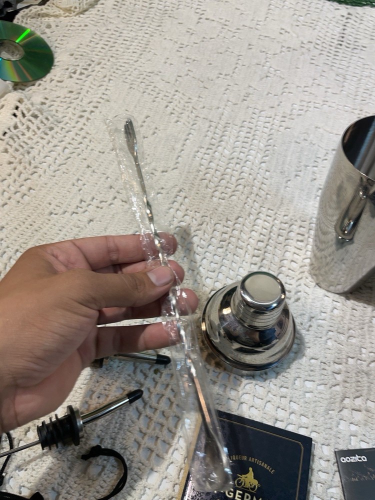 WPHUAW Cocktail Shaker Set - Open Box