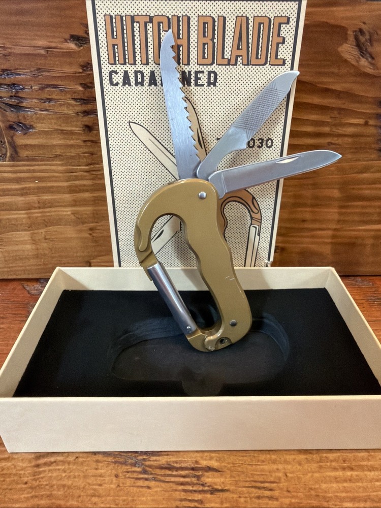 Hitch Blade Carabiner