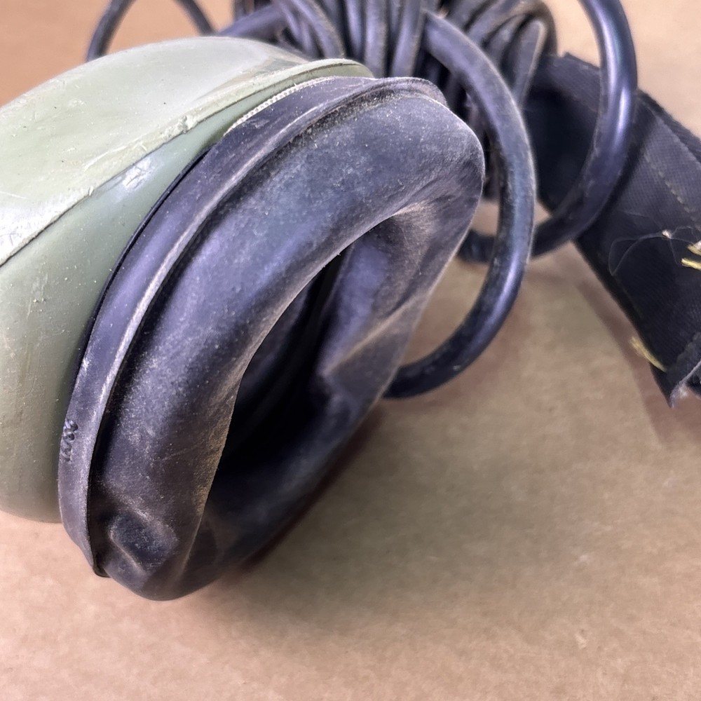 DAVID CLARK H5040 Behind-The-Head Voice Powered Headset MISSING PLUG