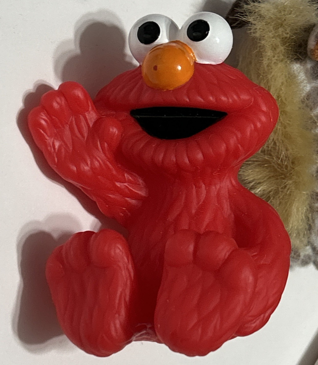 25pc VTG 90s Toy Junk Drawer Lot Elmo Ernie Farmer Hamster Raisin Happy Meal Toy