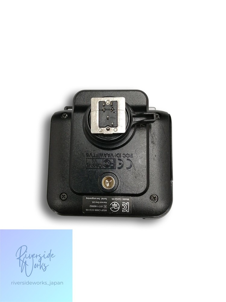 CACTUS V6 Wireless Flash Transceiver - Multi-Channel Support