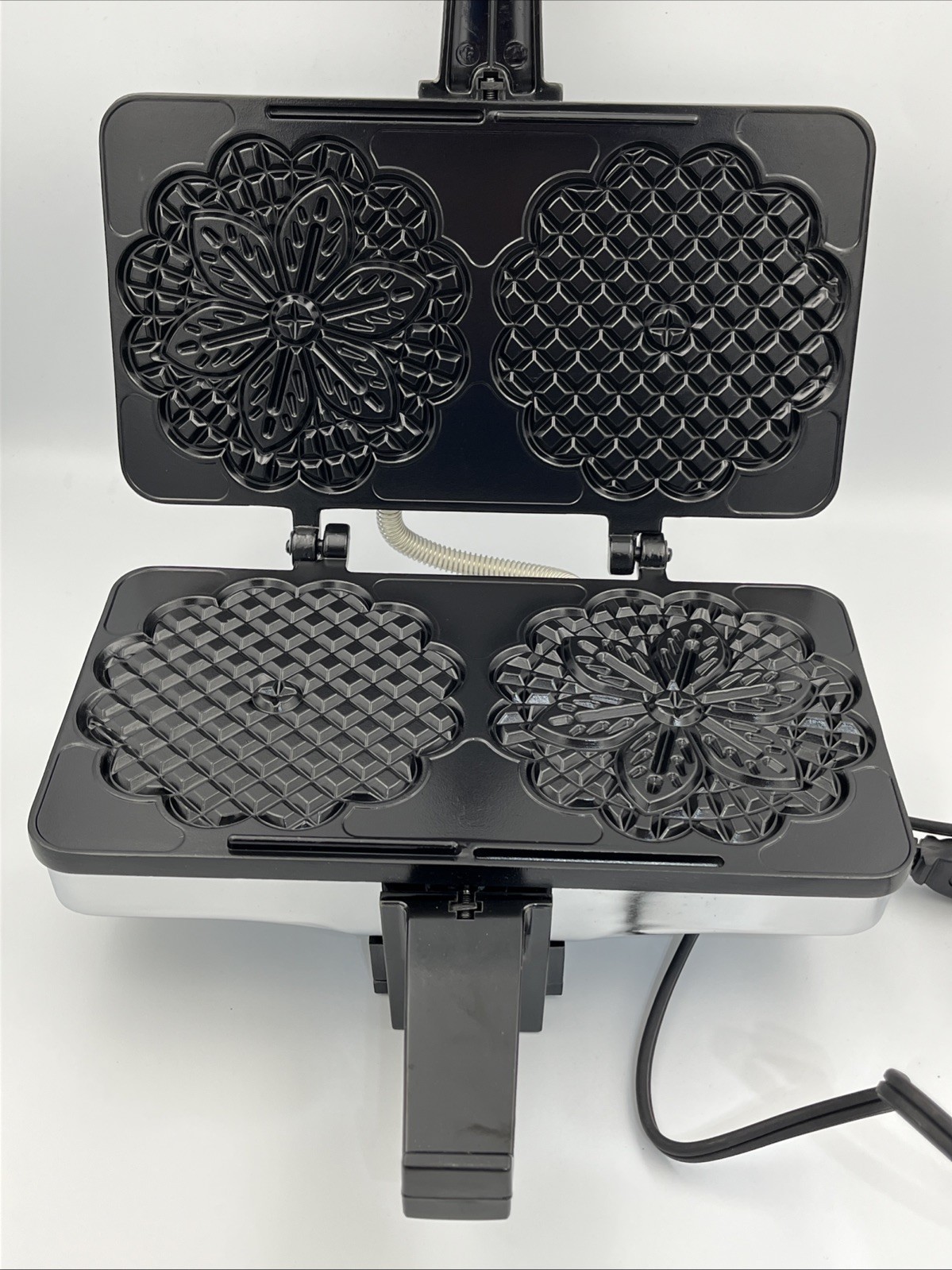 CucinaPro Pizzelle Baker 750 Watts Non-Stick Grids Two 5" 220-05NS Open Box