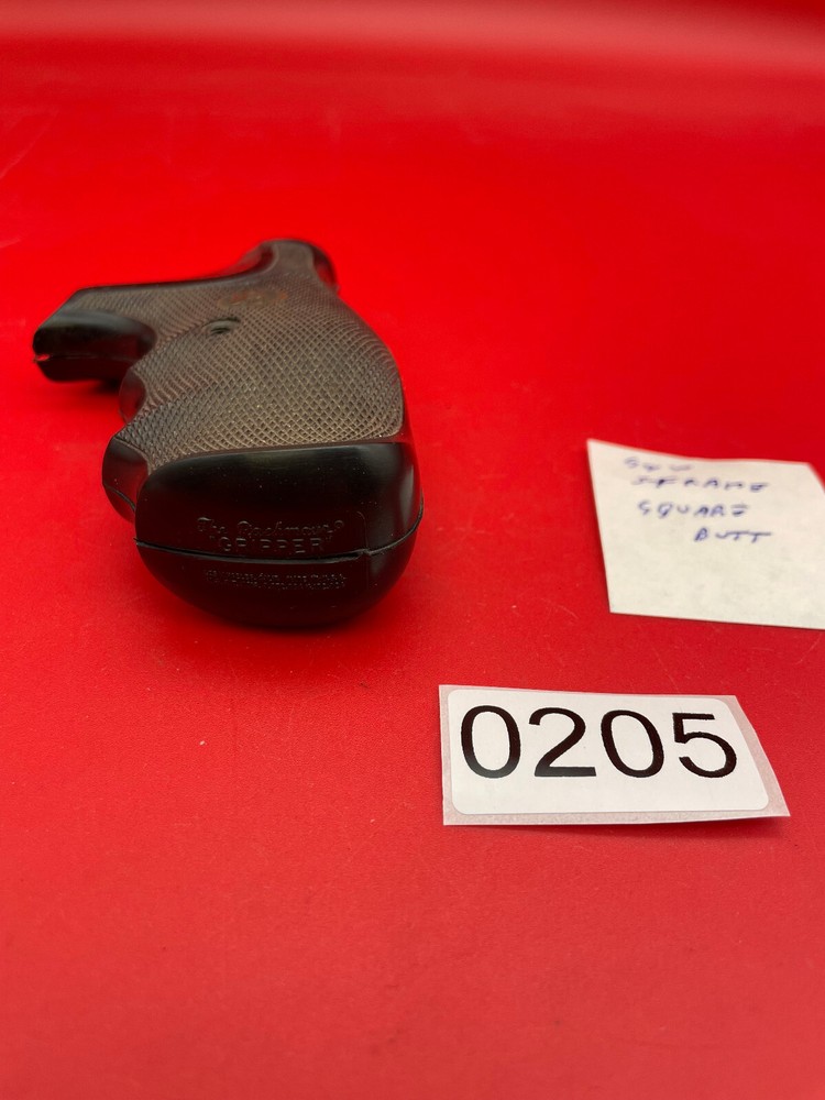 Pachmayr Gripper Smith & Wesson J Frame Square Butt #0205