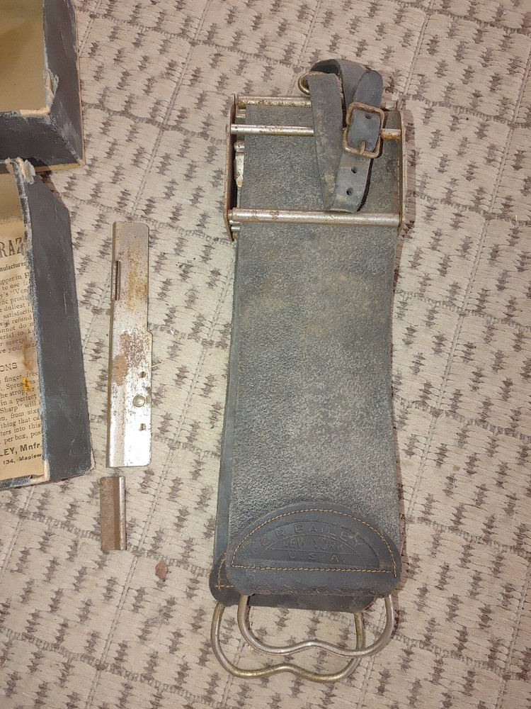 Antique Simplex Automatic Razor Stropper pat 1910 New York