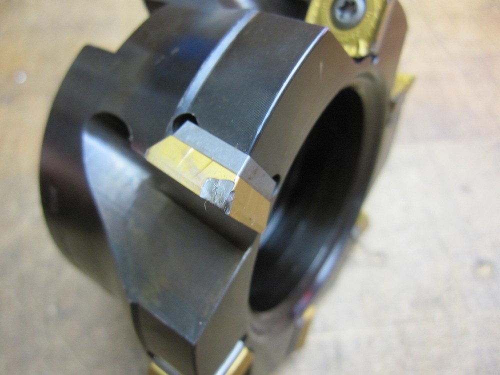 Sandvik 4" indexable 6 insert face shell milling cutter 1-1/2" arbor