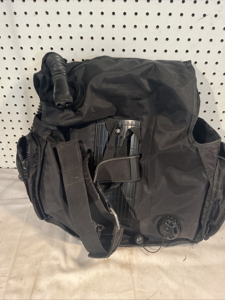 Durapro Scuba Vest Size Medium Diving Has Back Plate And Extras As Found