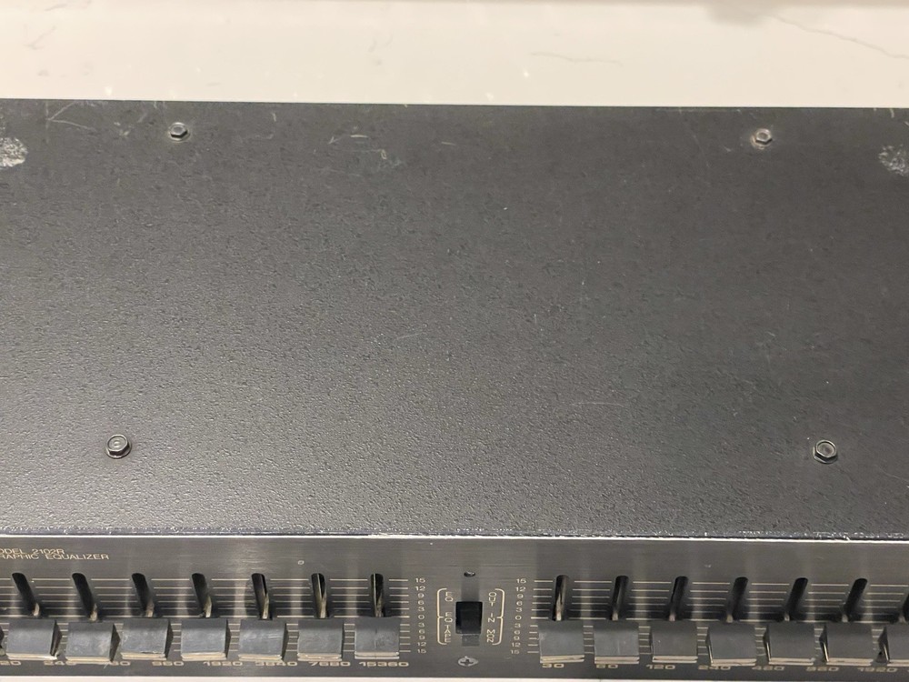*Powers On!* *Unknown condition* Vintage Spectro Acoustics 2102R Equalizer