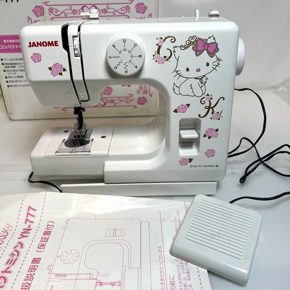 Janome Hello Kitty compact sewing machine YN-777 Operation confirmed Beginner JP