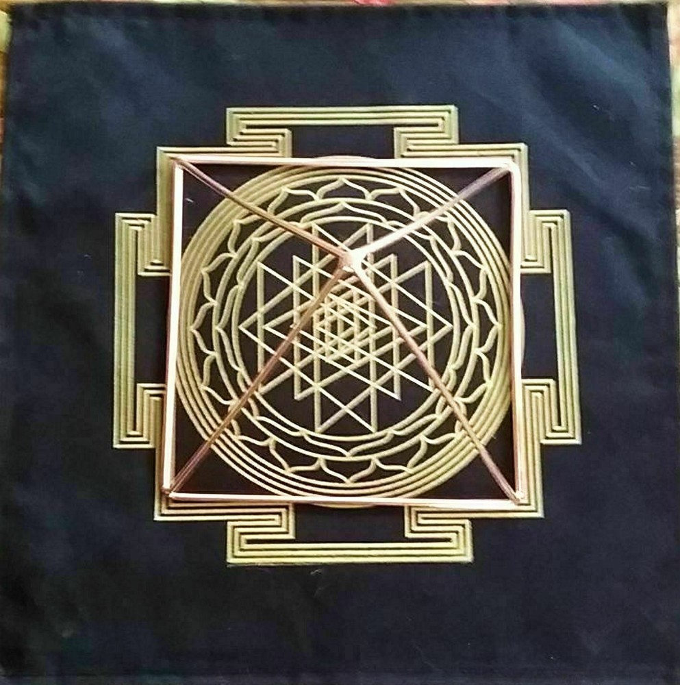 Copper PYRAMID, 8.5" Solid Copper Pyramid With Sri Yantra Mat and Merkaba