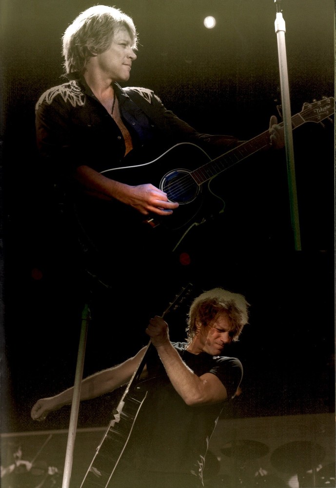 BON JOVI 2007 / 2008 LOST HIGHWAY TOUR PROGRAM BOOK /RICHIE SAMBORA / NM 2 MINT