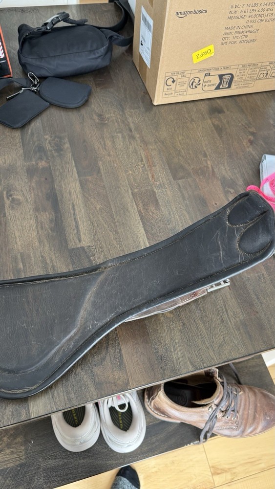 Devoucoux Brown Short Girth Size 28