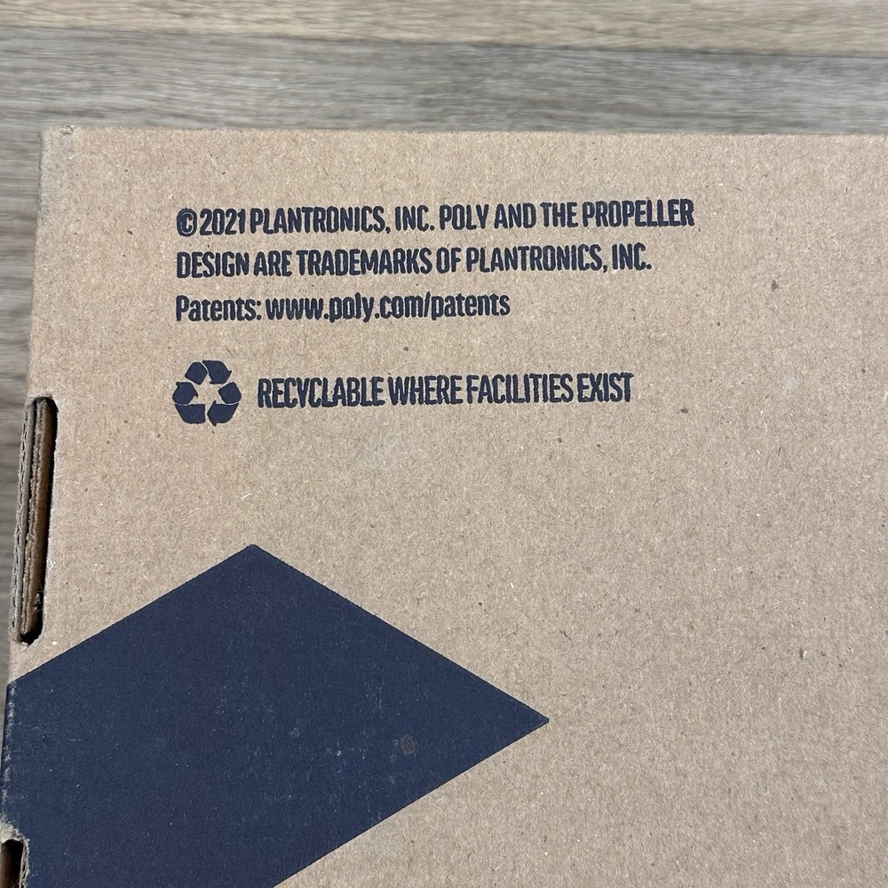 Poly SAVI 8240 OFFICE Wireless Headset and Charging Base DECT Bluetooth NEW