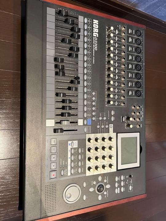 KORG D3200 Digital Multitrack Recorder 32-Track Studio Workstation Tested Used
