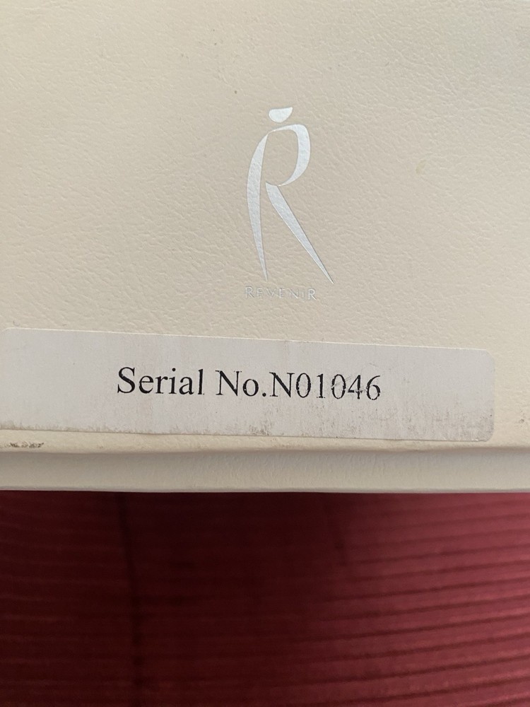 Revenir Skincare Device Only