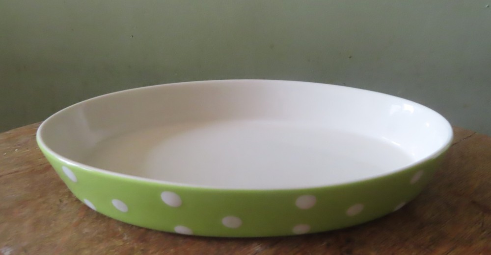 Spode "Baking Days" Green Oval Baker w White Polka Dots
