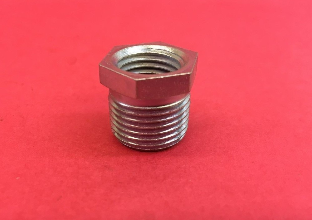 SIGNODE  STRAPPING TOOL PART #008478 PIPE BUSHING (NEW)