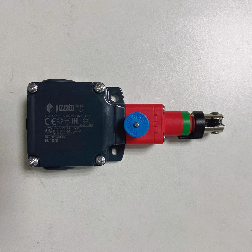 Pizzato Pull rope switch FL1878