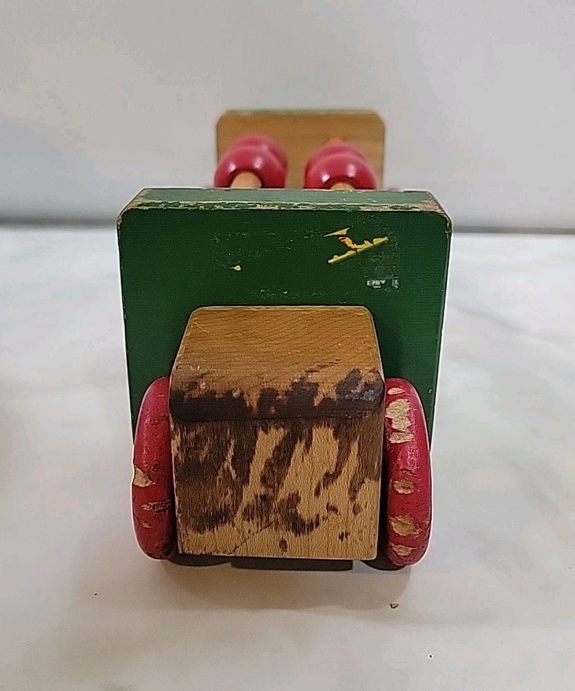 Vintage 1950s "Peg A Way" Wooden Pull Toy A Right Time Toy Missing Pull String