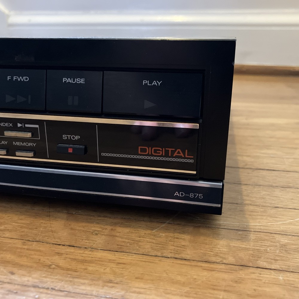 Fisher CD Player AD-875