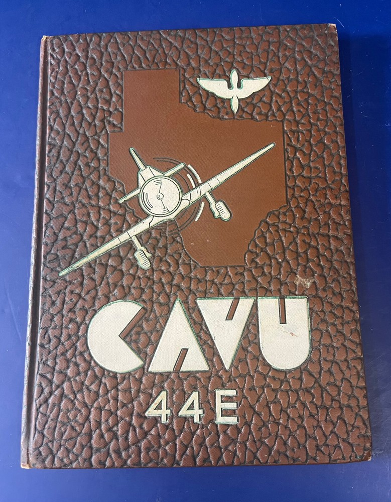 GODFELLOW ARMY AIR FIELD CLASS BOOK 44 E- BASIC FLT. TRAINING