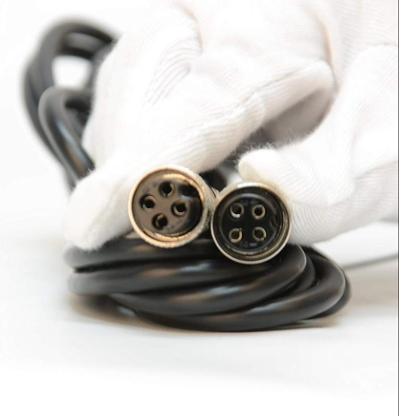 4+4 Regular Connection Indicator Prime Scales Flor 15' Cable Connector