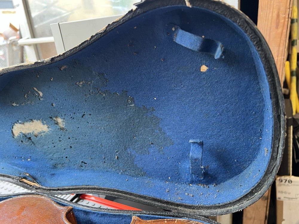 PIERRE SILVESTRE 1844 VIOLIN RARE NEEDS WORK