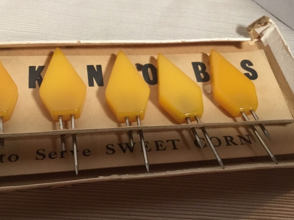 Bakelite Kob Knobs Corn Cob Holders Butterscotch / Caramel Original Box Art Deco