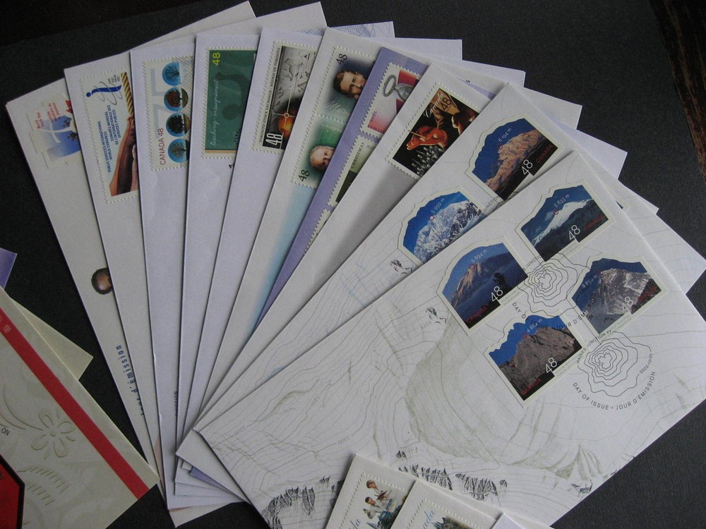 CANADA 32 different FDCs from 2002 a nice group here! PLZ read description!