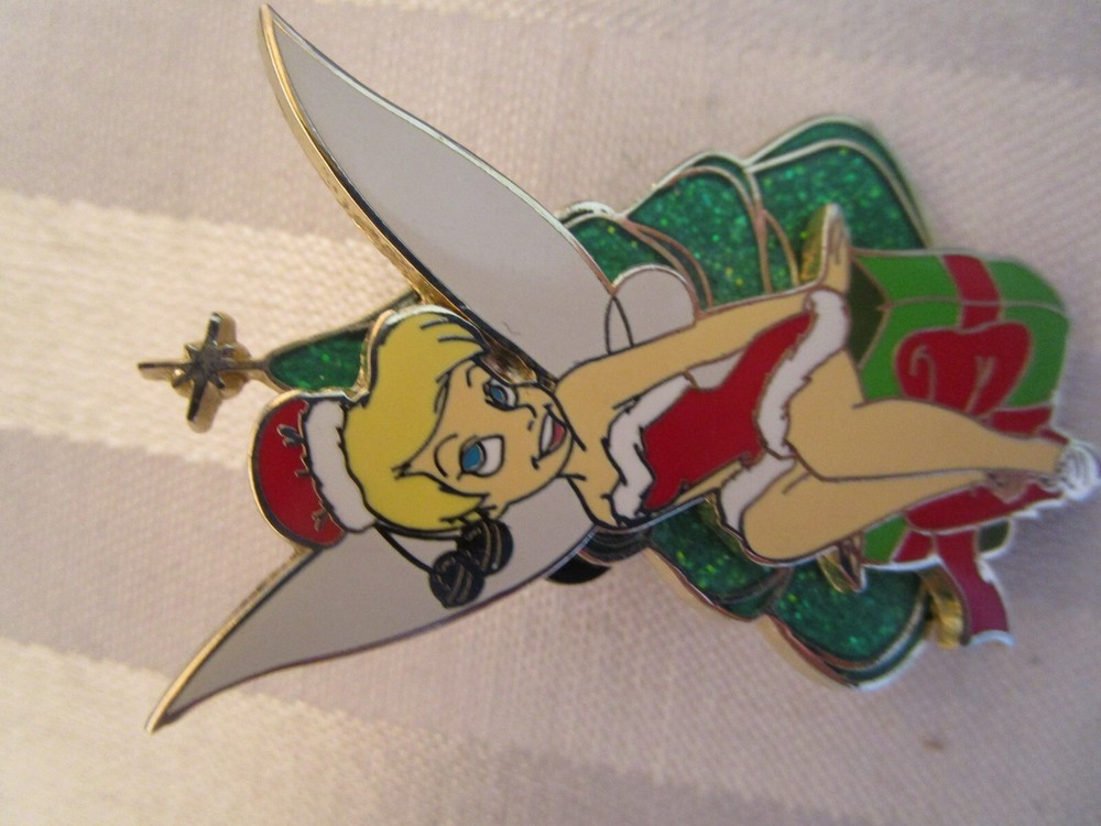 2006 DISNEY TINKER BELL PETER PAN CHRISTMAS PIN