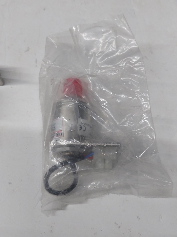 AMAT 1270-03003 Precision sensor E36W-H87 Pressure switch 4PC AVAILABLE MIA