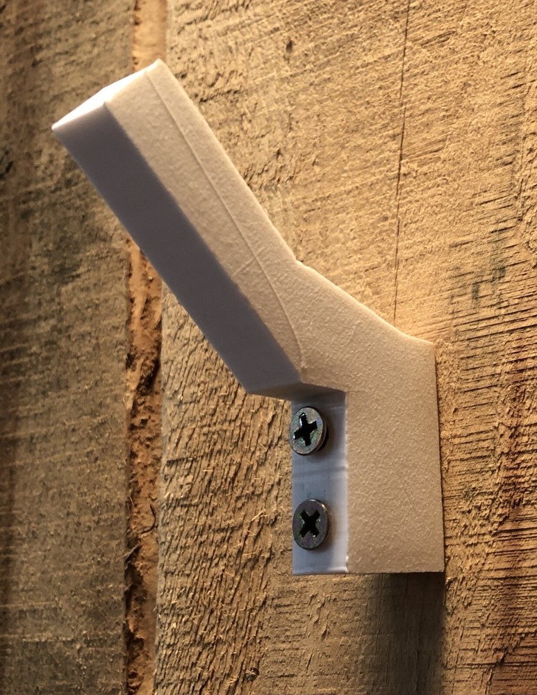 european skull mount hanger