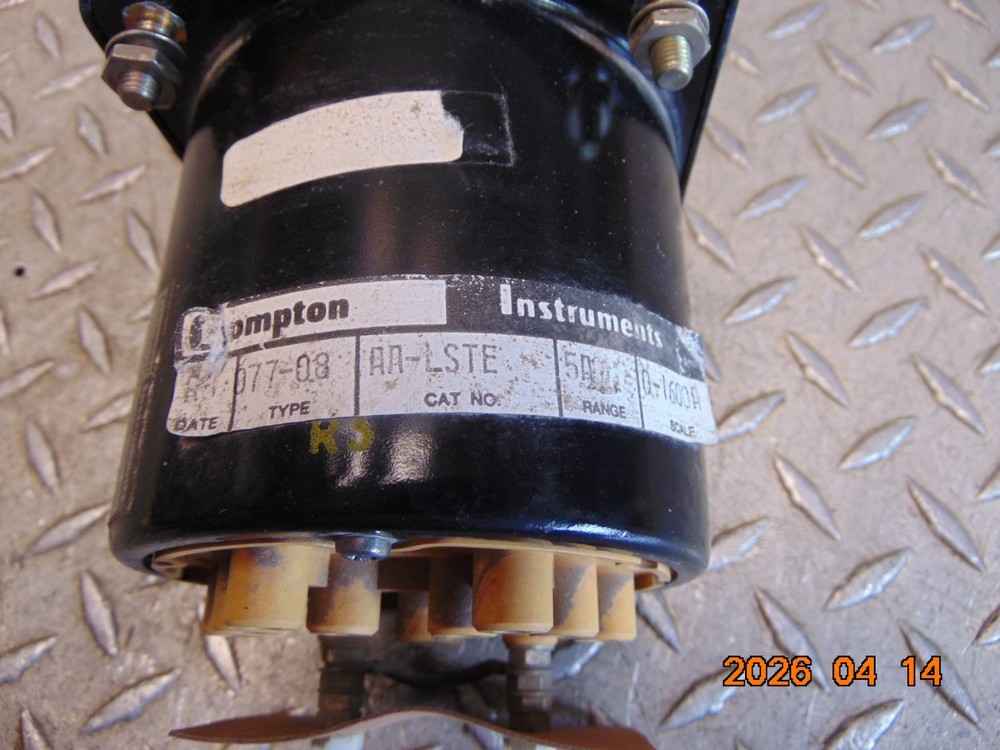 CROMPTON TYPE 077-08 AA-LSTE 0-1600 AMPERES METER