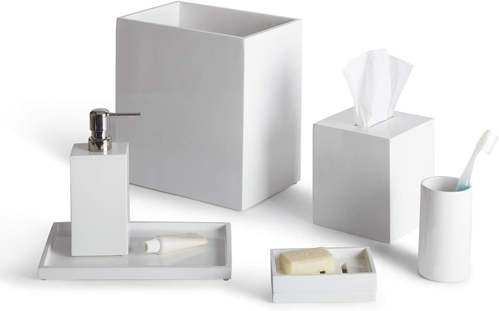 Lacquer Bath Wastebasket