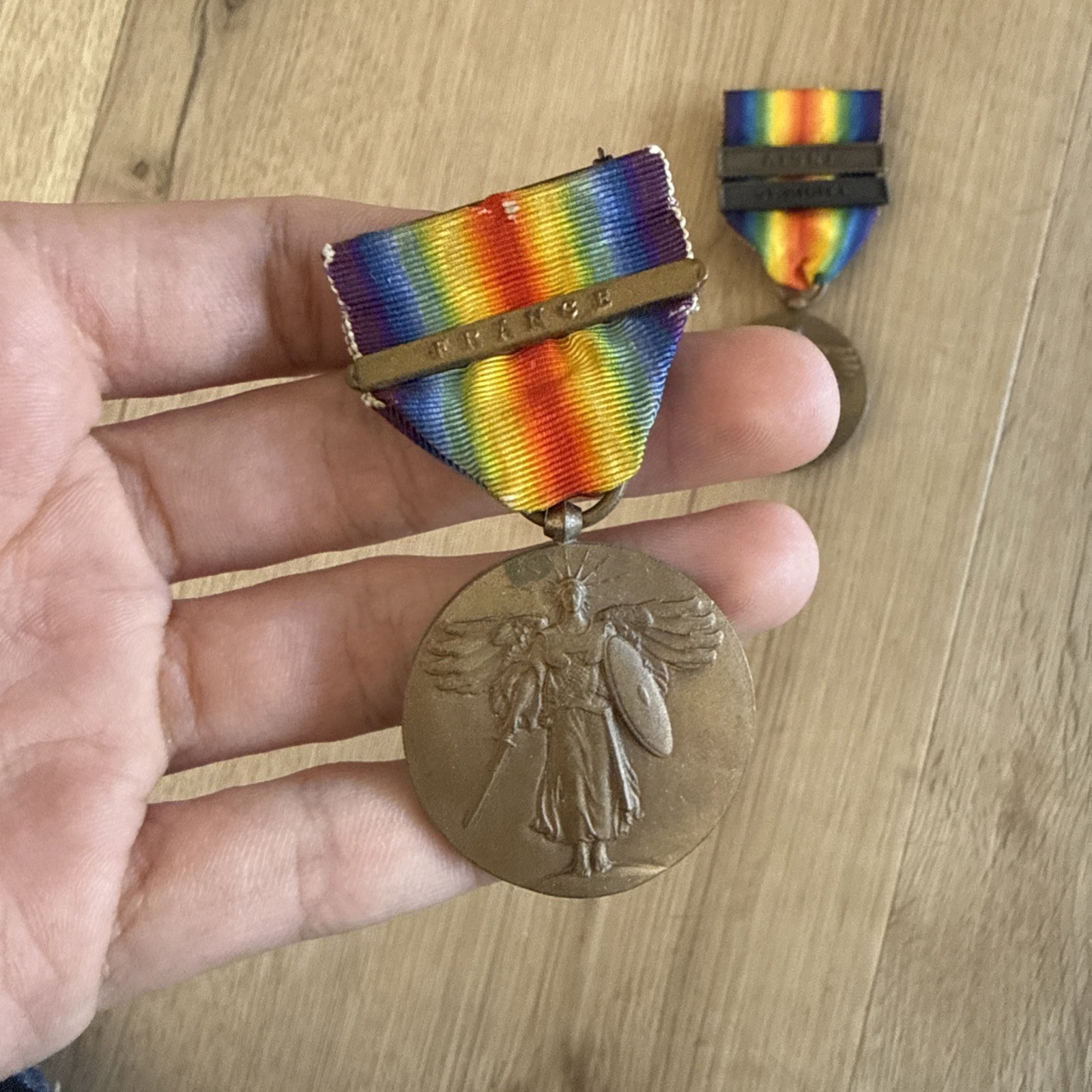 Lot of 2 WWI US Victory Medals - Aisne, St. Mihiel, France Clamps - Original