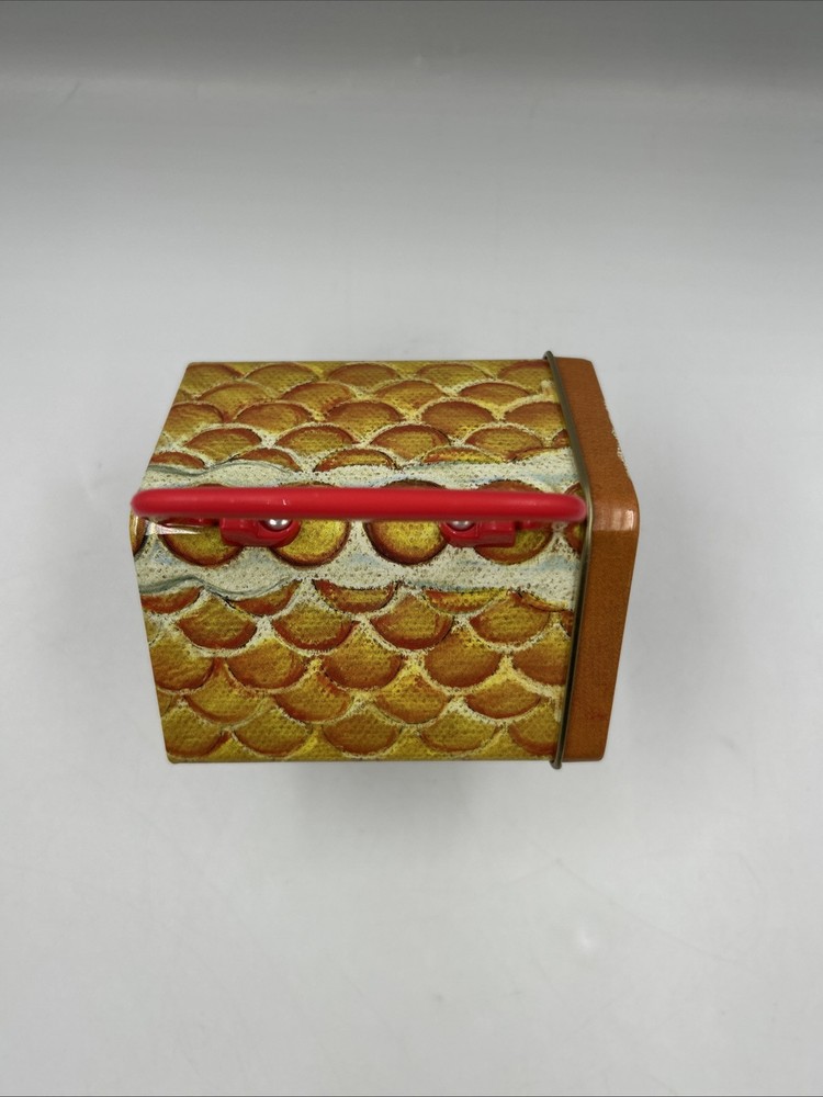 Gingerbread Gift Tin - 2004