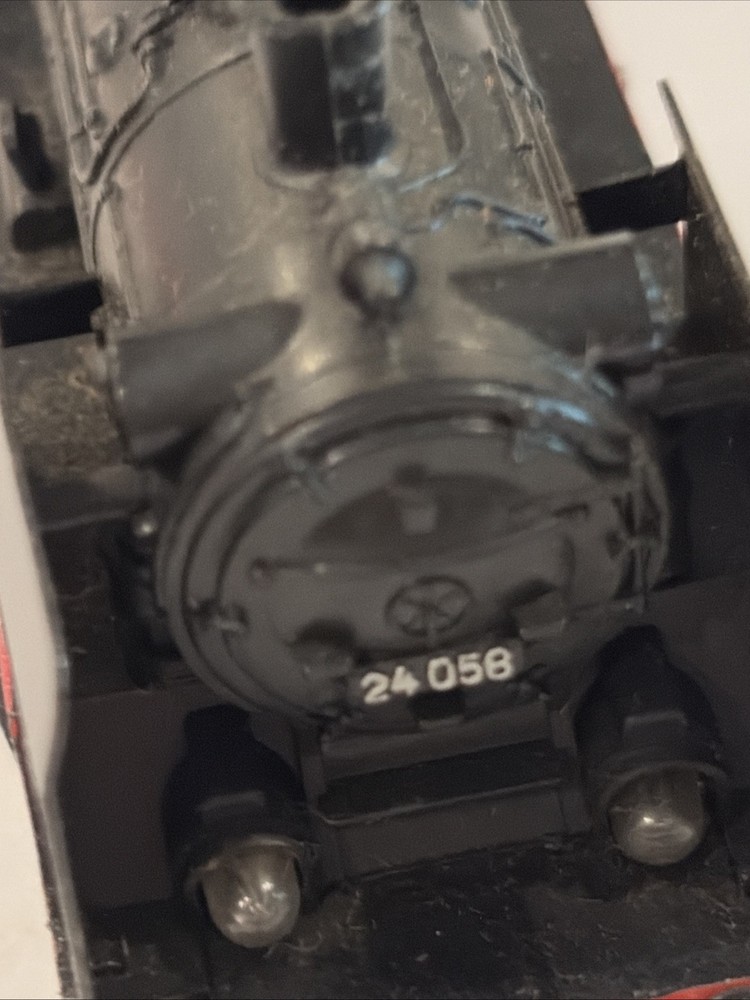 Marklin Engine With Tender 24 058