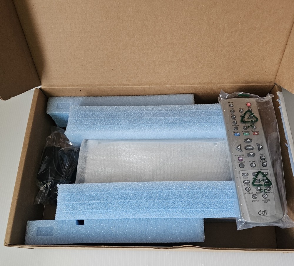 Leviton Structured Media Digital Player with Remote Control NEW