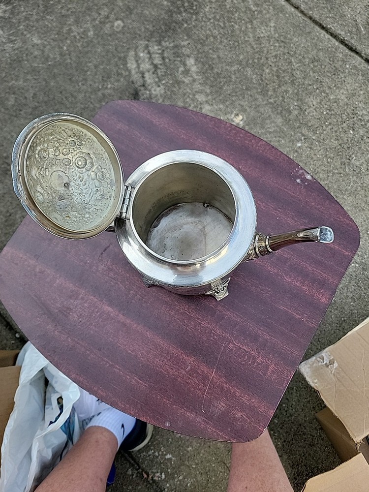 WM Rogers Smith New Haven Conn Silver Plate Lidded Coffee Tea Pot