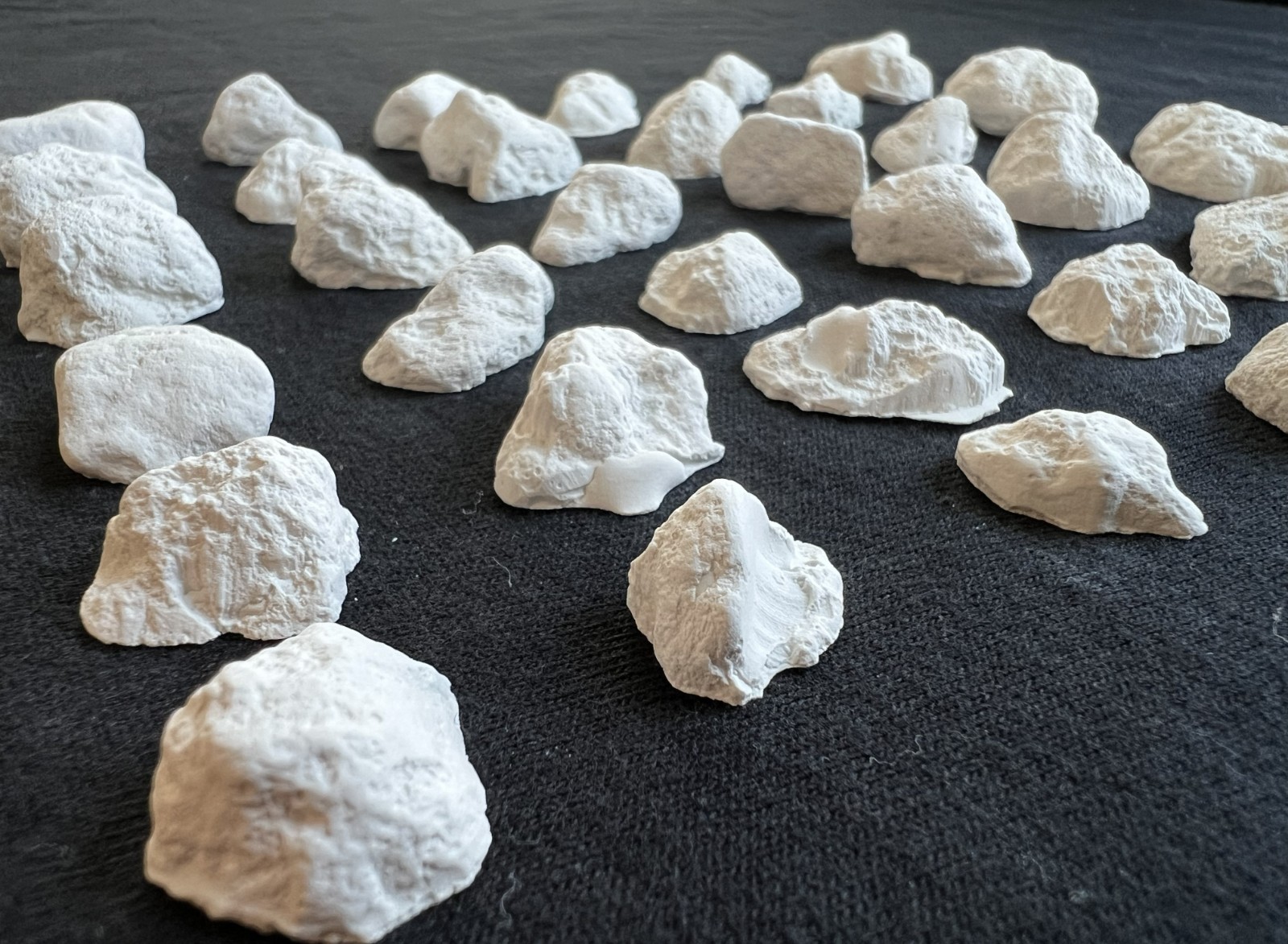 Set of 30 Ready-to-Paint Model Railroad Scenery Boulder/Rock Plaster Castings