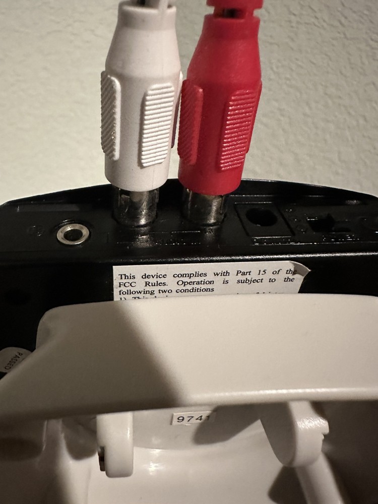 1997 NINTENDO 64 MULTIMEDIA WIRELESS HEADPHONE SYSTEM PLEASE READ