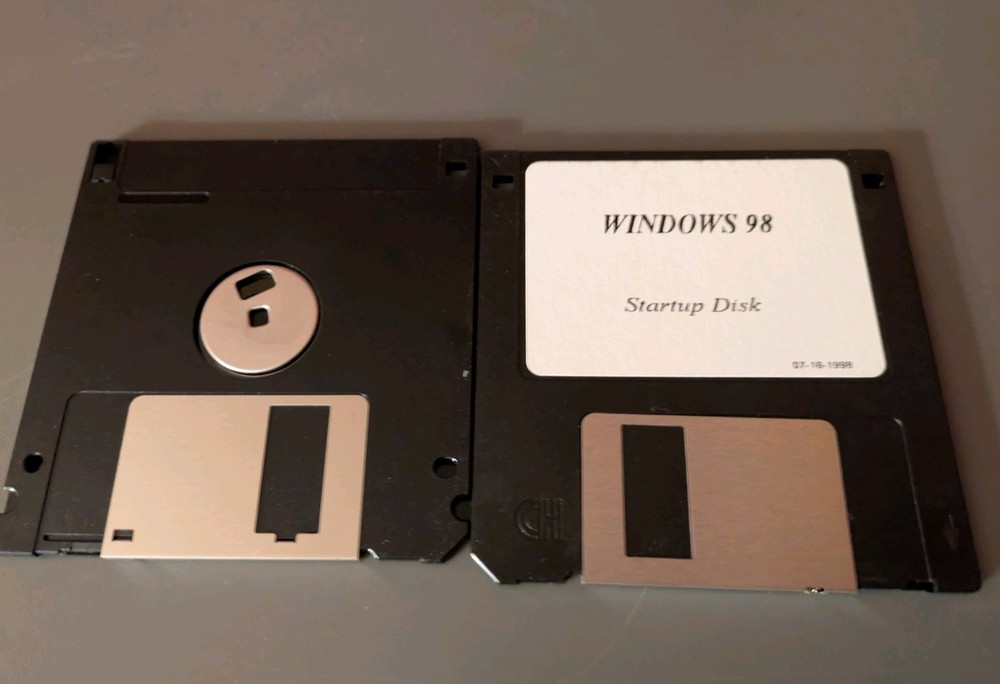 Windows 98 Startup Or Boot Disk With LT 56k Modem And CD Device Driver Disks
