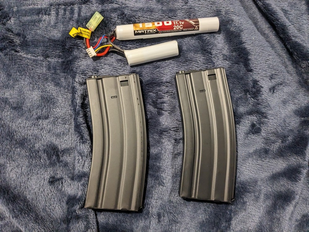 Complete Airsoft Starter Kit ( Mint Condition)